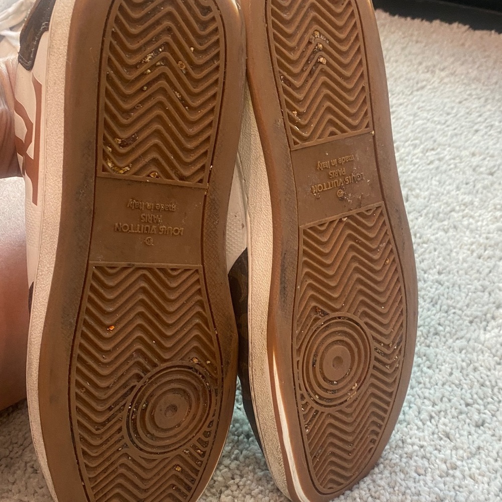 Louis Vuitton Men's White and Brown Logo Sneakers - Picture 11 of 11